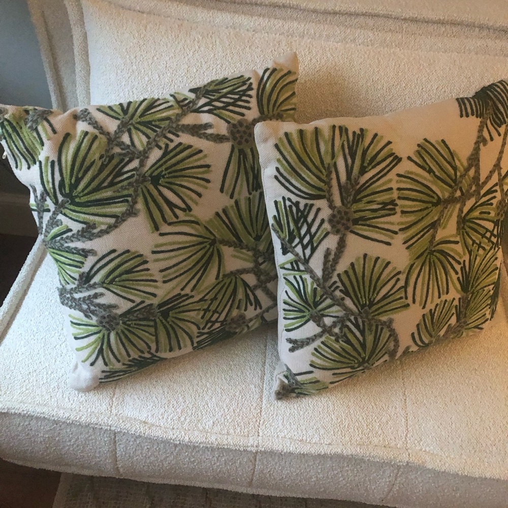 EUC Annie Selke Gorgeous, Richly-Hued Pine Needle Embroidered Pillows!